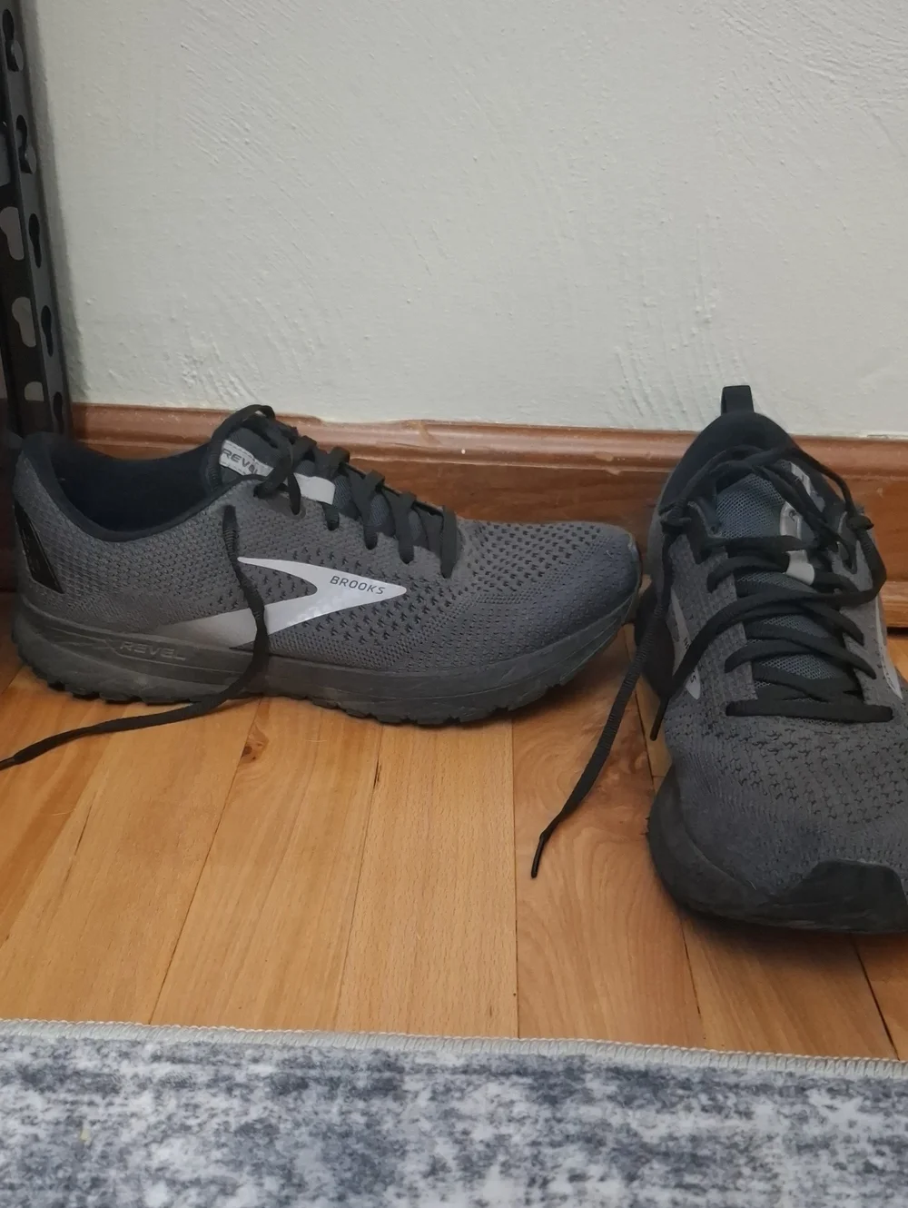 Brooks Charcoal Gray Mesh Running Sneakers